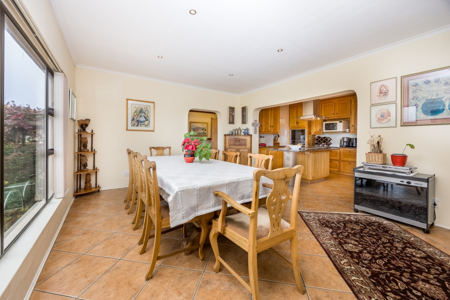 4 Bedroom Property for Sale in Kenridge Western Cape